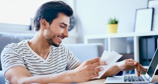 8 Ways To Save Money On Your Monthly Expenses